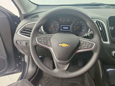 Used 2023 Chevrolet Malibu LT FWD image 17