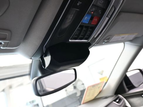 Used 2022 Jeep Grand Cherokee Limited image 31