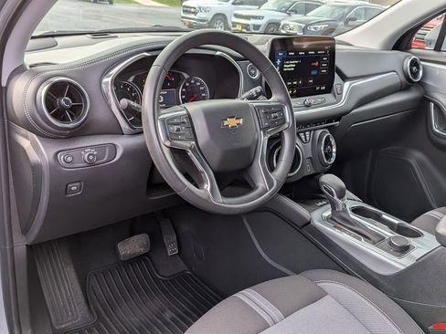 Used 2023 Chevrolet Blazer LT w/ Convenience Package FWD image 9