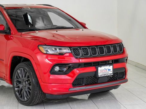 Used 2023 Jeep Compass Limited image 62