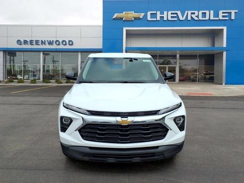 New 2026 Chevrolet TrailBlazer LS w/ LS Convenience Package FWD image 2