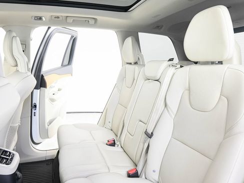 Used 2021 Volvo XC90 T8 Inscription Expression w/ Advanced Package AWD/4WD image 21
