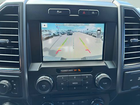 Used 2018 Ford F150 XLT w/ Equipment Group 302A Luxury AWD/4WD image 23