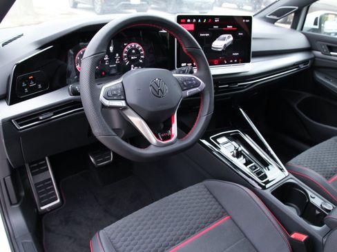 New 2026 Volkswagen GTI SE image 9