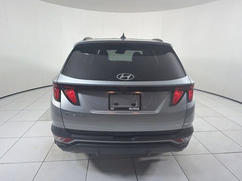 Used 2024 Hyundai Tucson SEL FWD image 6