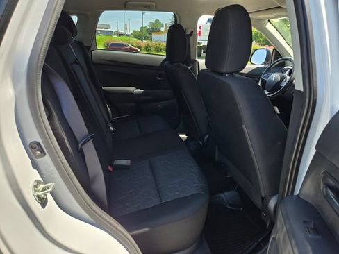 Used 2024 Mitsubishi Outlander Sport AWD image 19
