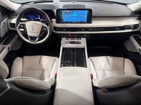 Certified 2025 Lincoln Aviator Reserve w/ Equipment Group 201A AWD/4WD image 29