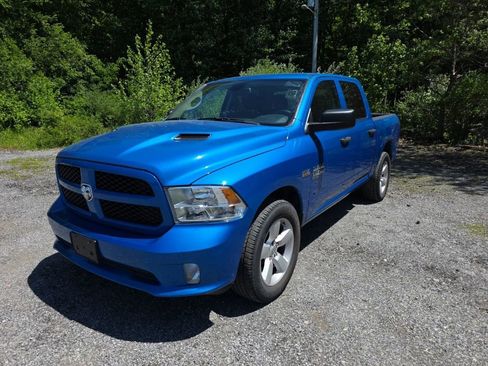Used 2022 RAM 1500 Express w/ Wheel & Sound Group AWD/4WD image 8