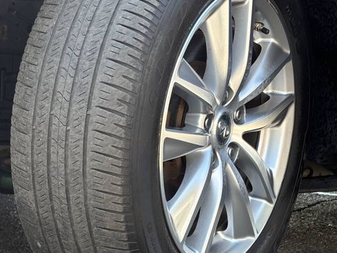 Used 2015 INFINITI Q50 Premium w/ Navigation Package AWD/4WD image 29