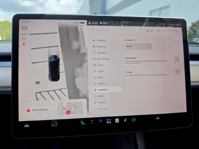 Used 2024 Tesla Model Y 2WD image 52