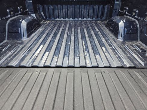 Used 2021 Chevrolet Silverado 1500 Custom RWD image 12