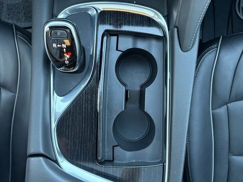 Used 2021 Buick Enclave Avenir w/ Avenir Technology Package image 42