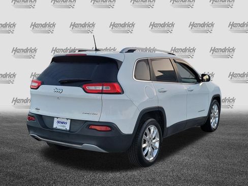 Used 2017 Jeep Cherokee Limited image 7