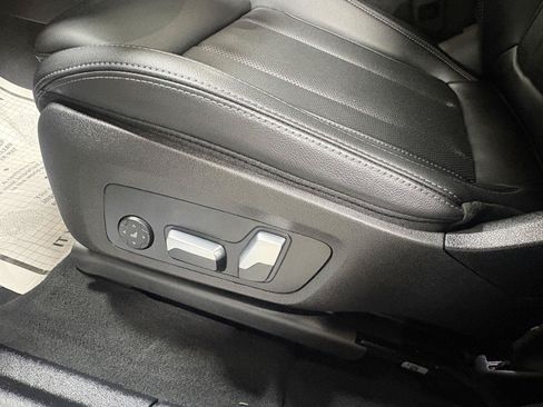 Used 2023 BMW X3 xDrive30i w/ Convenience Package AWD/4WD image 32