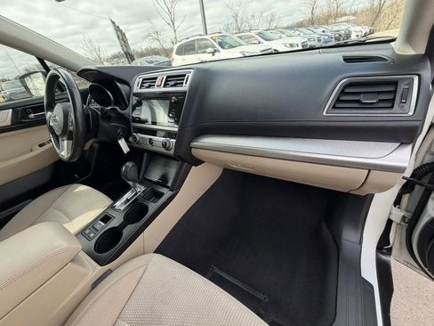 Used 2015 Subaru Outback 2.5i Premium AWD/4WD image 14