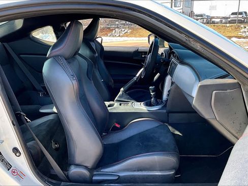 Used 2014 Subaru BRZ Limited w/ Popular Package #2A image 9