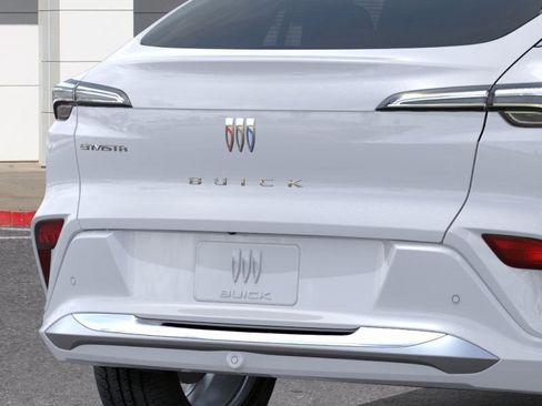 New 2026 Buick Envista Avenir image 15
