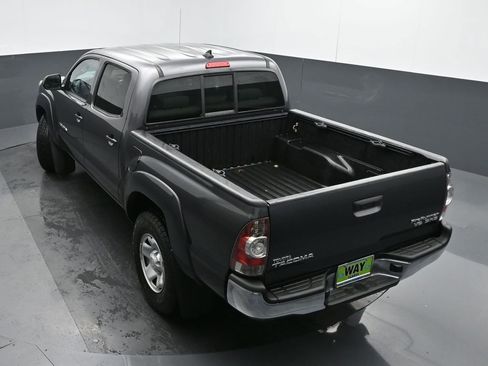 Used 2015 Toyota Tacoma PreRunner image 35