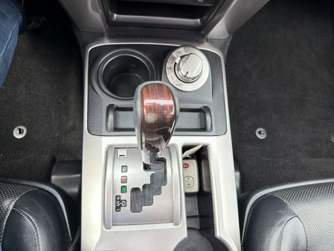 Used 2014 Toyota 4Runner Limited image 24