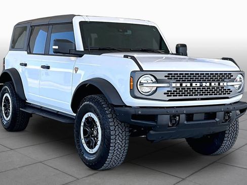 Used 2025 Ford Bronco Badlands AWD/4WD image 2
