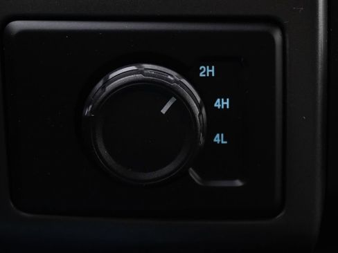 Used 2018 Ford F150 XLT w/ Equipment Group 302A Luxury image 32