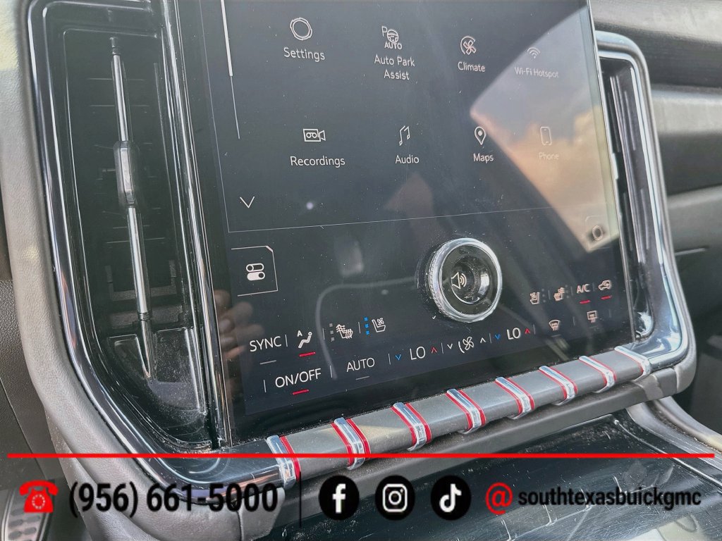 Used 2025 GMC Yukon XL AT4 Ultimate AWD/4WD image 19