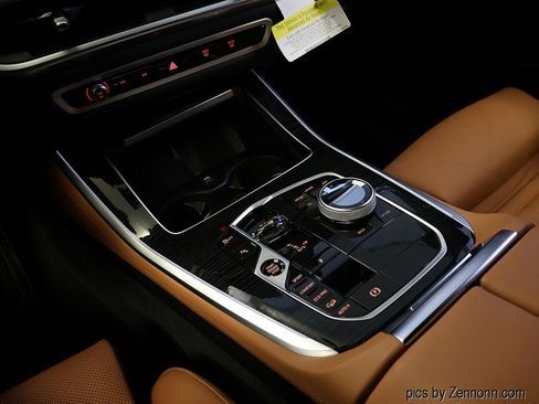 Certified 2026 BMW X5 M60i image 25