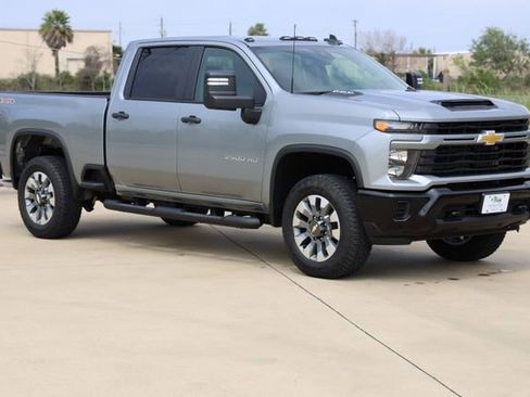 New 2026 Chevrolet Silverado 2500 Custom w/ Custom Value Package image 2