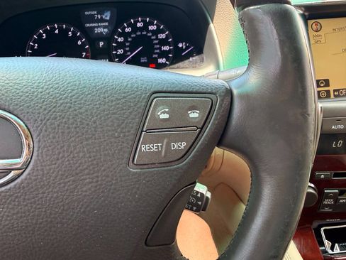 Used 2009 Lexus LS 460 RWD image 46