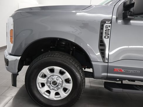 Used 2024 Ford F250 XLT AWD/4WD image 33
