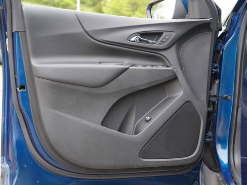 Used 2019 Chevrolet Equinox LT FWD image 14
