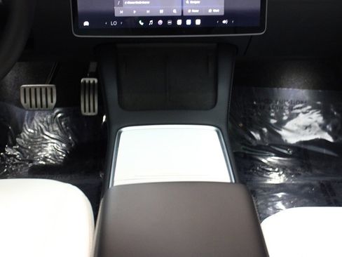 Used 2022 Tesla Model 3 Performance image 36