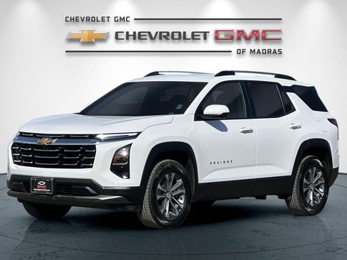 Used 2025 Chevrolet Equinox LT w/ Convenience Package II image 7