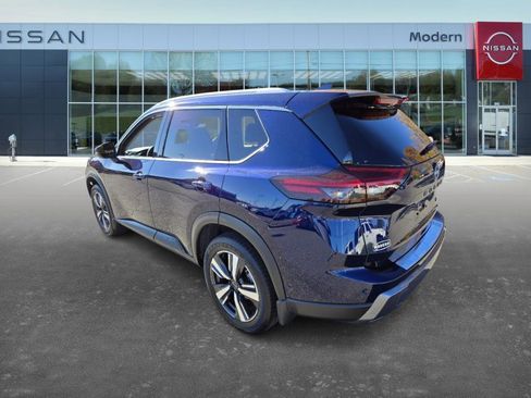 Certified 2024 Nissan Rogue SL image 7