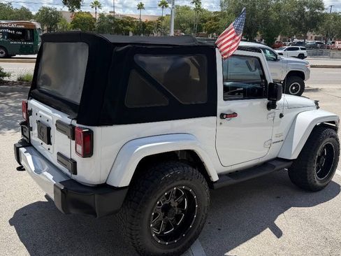 Used 2014 Jeep Wrangler Sahara w/ Connectivity Group AWD/4WD image 5