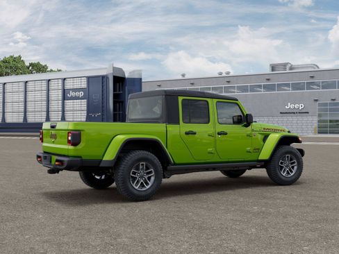 Used 2026 Jeep Gladiator Mojave AWD/4WD image 2