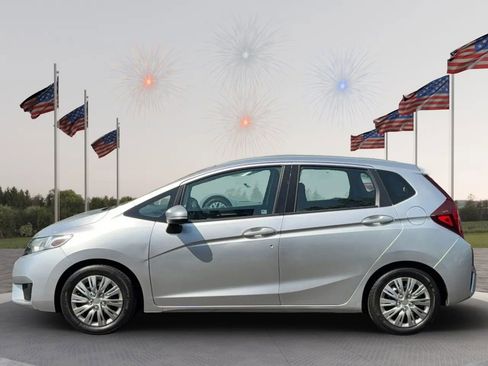 Used 2016 Honda Fit LX image 4