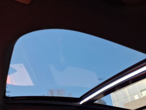 Certified 2019 Lincoln Nautilus Reserve image 15