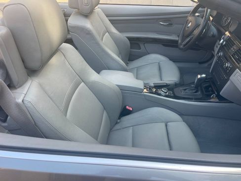 Used 2009 BMW 328i Convertible RWD image 14