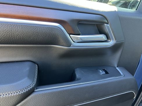 Used 2024 GMC Sierra 1500 Denali w/ Denali Reserve Package image 42