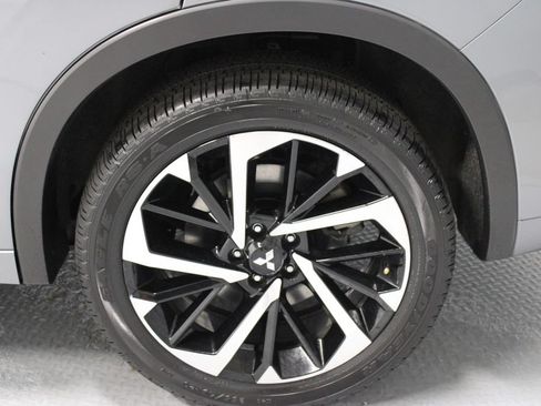 Used 2023 Mitsubishi Outlander SEL AWD/4WD image 18