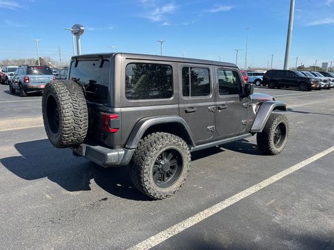 Used 2019 Jeep Wrangler Unlimited Rubicon image 4