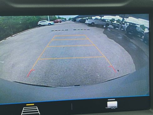 Used 2020 Chevrolet Silverado 1500 LT w/ Texas Edition image 9