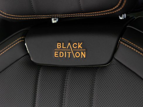 New 2025 Bentley Flying Spur Plug-In Hybrid image 24