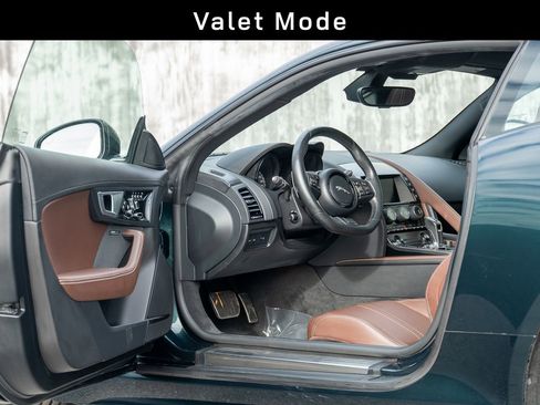 Used 2016 Jaguar F-TYPE S image 11