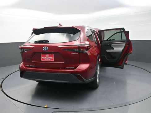 Used 2021 Toyota Highlander Limited AWD/4WD image 43