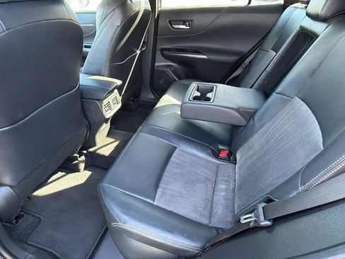Used 2021 Toyota Venza XLE w/ Carpet Mat Package (TMS) AWD/4WD image 24