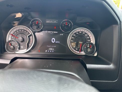 Used 2023 RAM 1500 Classic SLT w/ Trailer & Traction Group AWD/4WD image 10