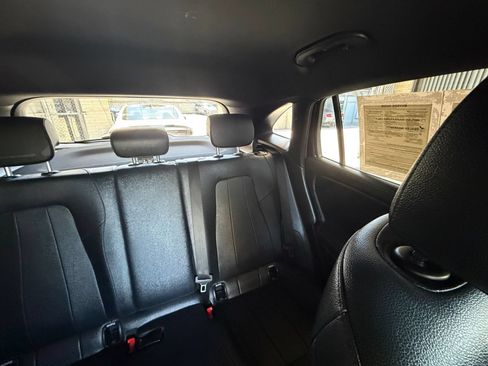 Used 2025 Mercedes-Benz GLA 250 image 37