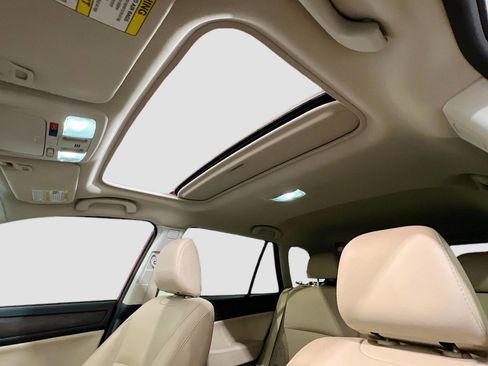 Used 2019 Subaru Outback 2.5i Limited image 17